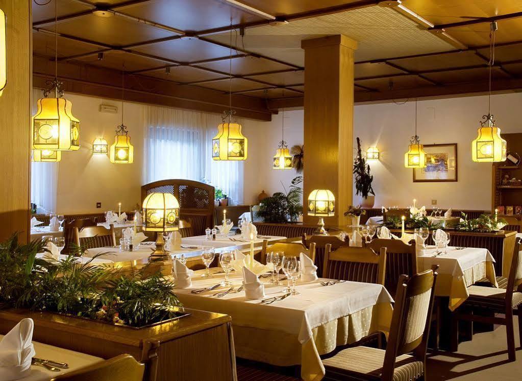 Hotel Salgart Мерано Екстер'єр фото